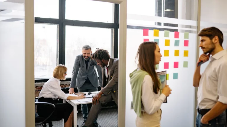Améliorer le management d&rsquo;équipe en TPE et PME : stratégies clés